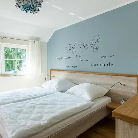 Haus Seeschwalbe * Ahrenshoop